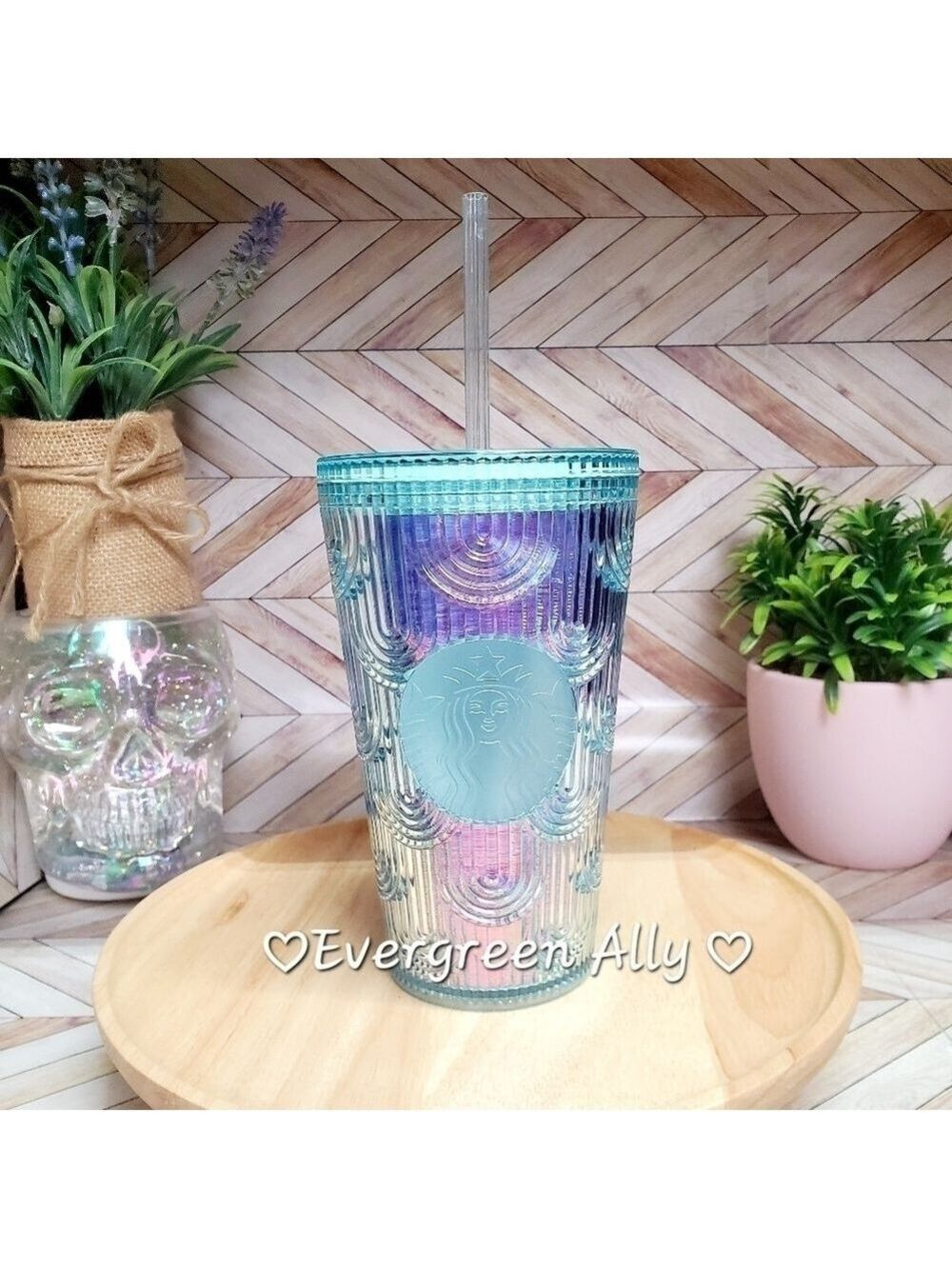 Starbucks 2022 Iridescent Mermaid Scale Holographic Grande Tumbler 🧜‍♀️ - Picture 2 of 6